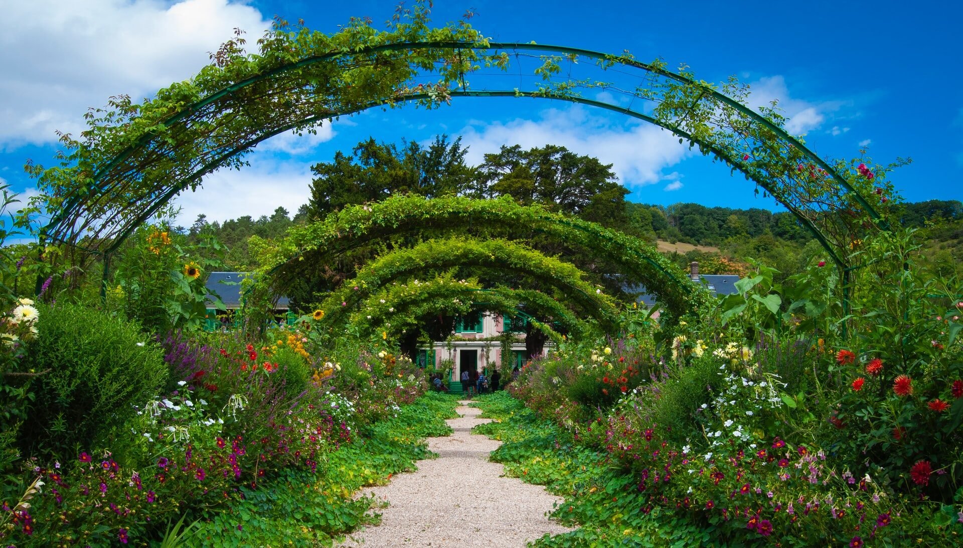 8 top landscape design trends for 2024 according to new report - 21818